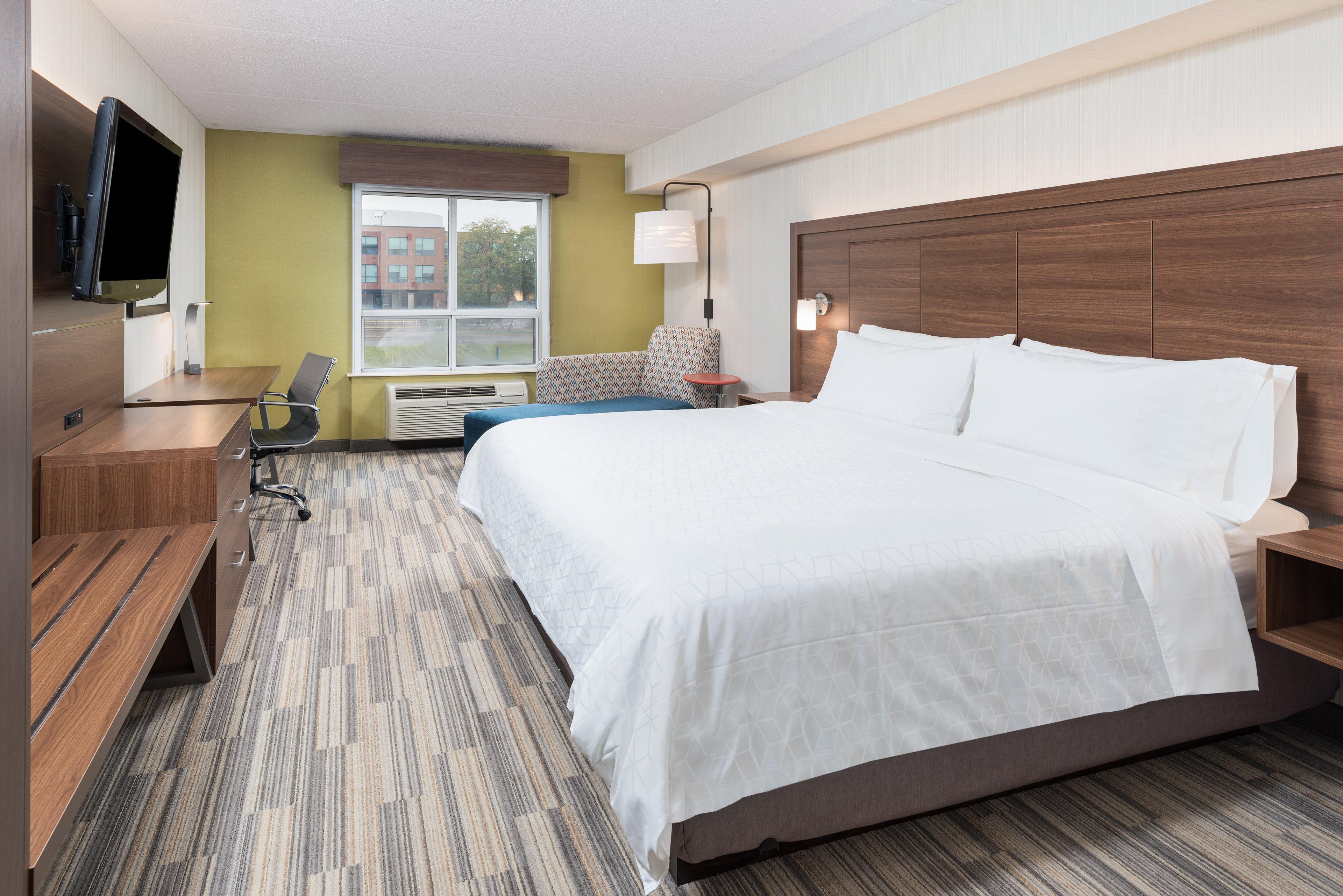 Holiday Inn Express Hotel & Suites Milton By Ihg Exterior photo