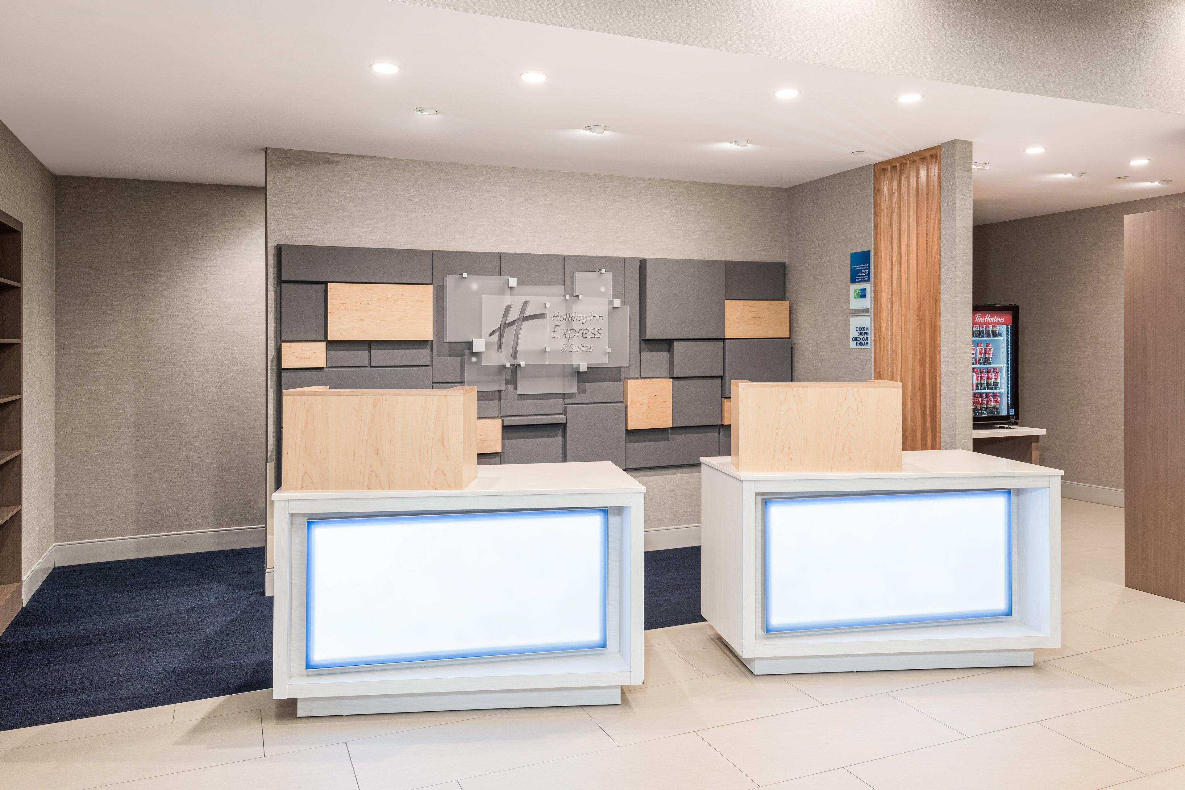 Holiday Inn Express Hotel & Suites Milton By Ihg Exterior photo
